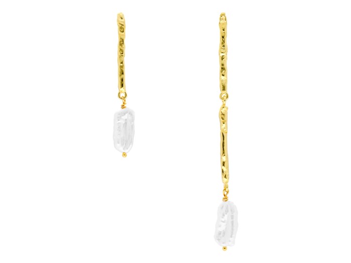 Pendientes de plata asimétrico con perlas