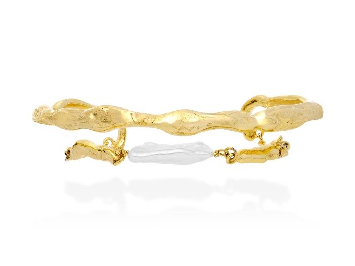 Pulsera de plata con perlas