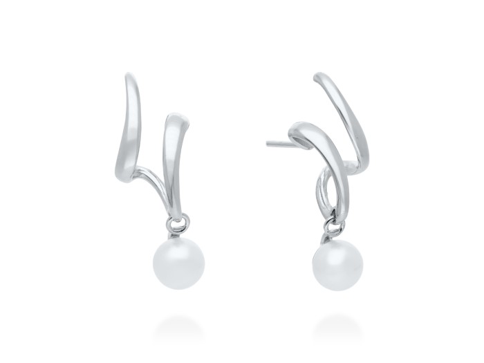 Pendientes de plata y perla trapadores