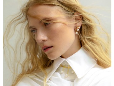 Pendientes de plata con perlas trepadores. YI
