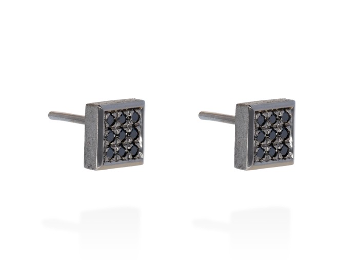 Pendientes cuadrados de plata y diamantes negros