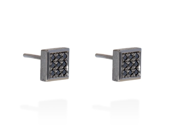 Pendientes cuadrados de plata y diamantes negros