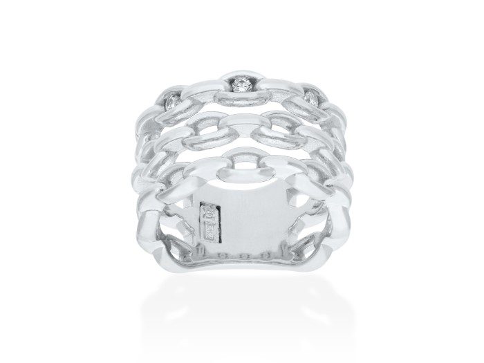 Anillo de plata couture