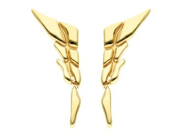 Silver climbing earrings. PAPUA