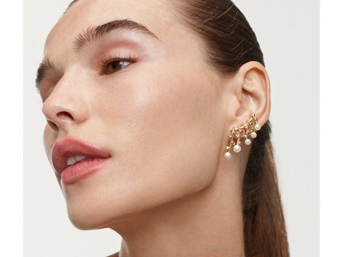 Pendientes de plata trepador con perlas