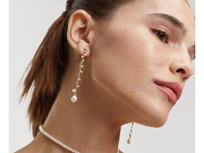 Pendientes de plata largo hiedra con perla