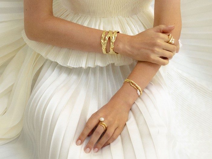 Pulsera de plata con perlas
