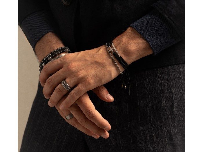 Pulsera de plata y hematite gris