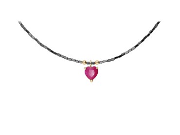 Gargantilla de Oro 18Kt con rubí corazón