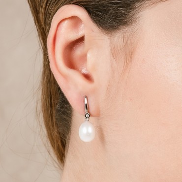 Pendientes de perla de Oro 18Kt y diamantes