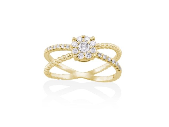 Anillo  en Oro 18Kt. y diamantes