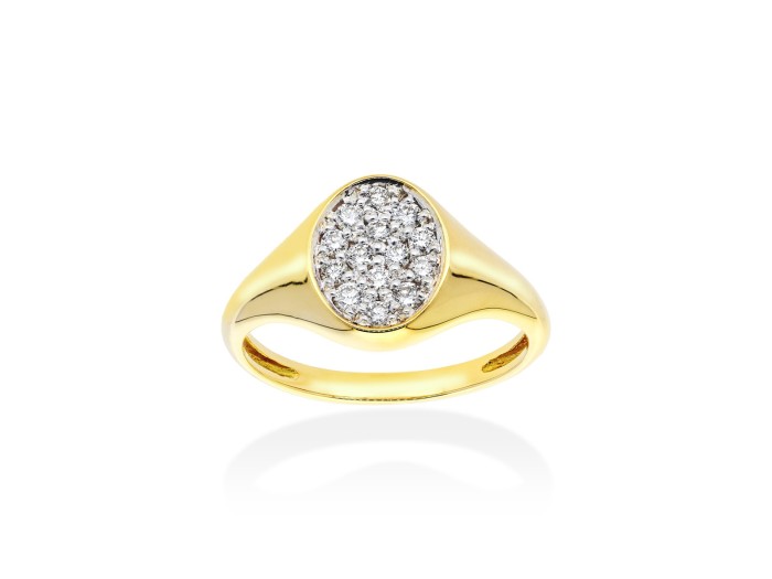 Ring   in 18kt yellow Gold and diamonds