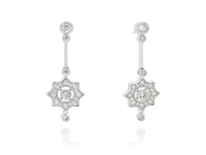 Pendientes de plata victoriano largo