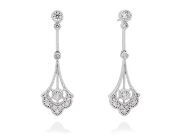 Pendientes de plata isabelino