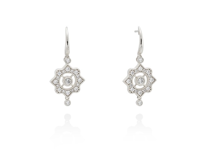 Pendientes de plata victoriano