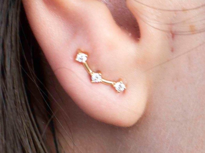 Piercing   in 18kt yellow Gold and diamonds