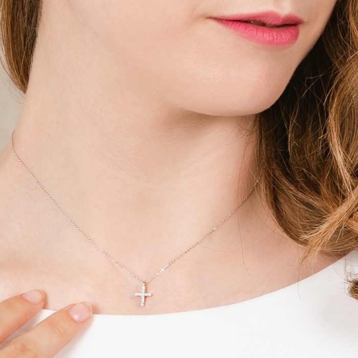 Gargantilla de Oro 18Kt y diamantes cruz