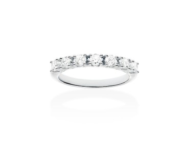 Ring   in 18kt white Gold and diamonds