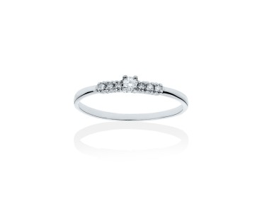 Anillo   en Oro blanco 18Kt y diamantes