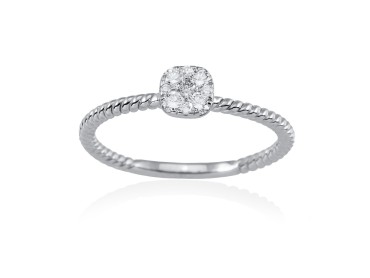 Anillo  en Oro 18Kt. y diamantes