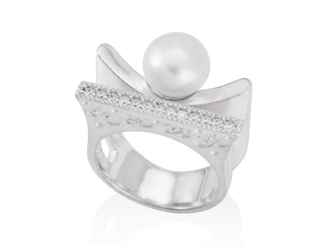 Ring KIOTO pearl in silver de Marina Garcia Joyas en plata Ring in rhodium plated 925 sterling silver with white cubic zirconia and freshwater cultured pearl.  