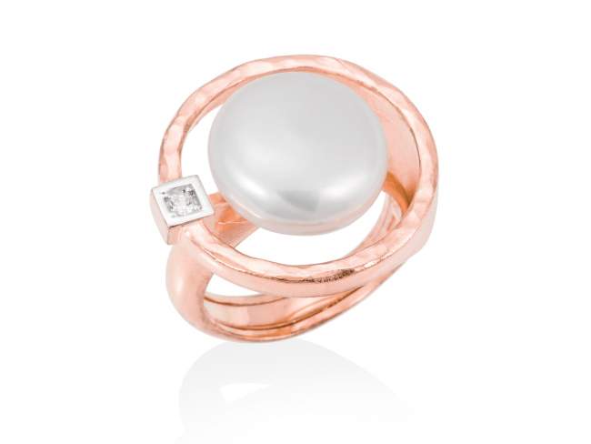 Ring OSAKA  in rose silver de Marina Garcia Joyas en plata Ring in 18kt rose gold plated 925 sterling silver, white cubic zirconia and freshwater cultured pearl.  