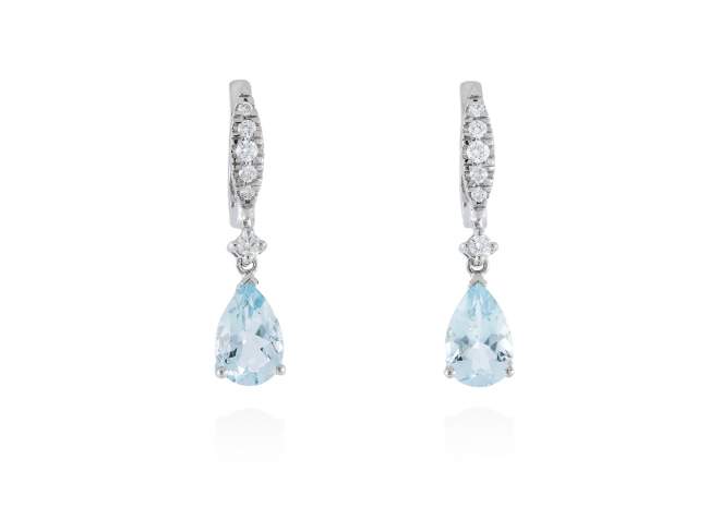 Earrings in 18kt. Gold and diamonds de Marina Garcia Joyas en plata Earrings in rodhium plated 18kt white gold with 11 diamonds carat total weight 0.23 (Color: Top Wesselton (G) Clarity: SI) and faceted aquamarine.