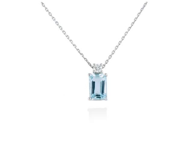 Necklace in 18kt. Gold and diamonds de Marina Garcia Joyas en plata Necklace in rodhium plated 18kt white gold with 1 diamond carat total weight 0.03 (Color: Top Wesselton (G) Clarity: SI) and faceted aquamarine. (length:  40-42 cm.)