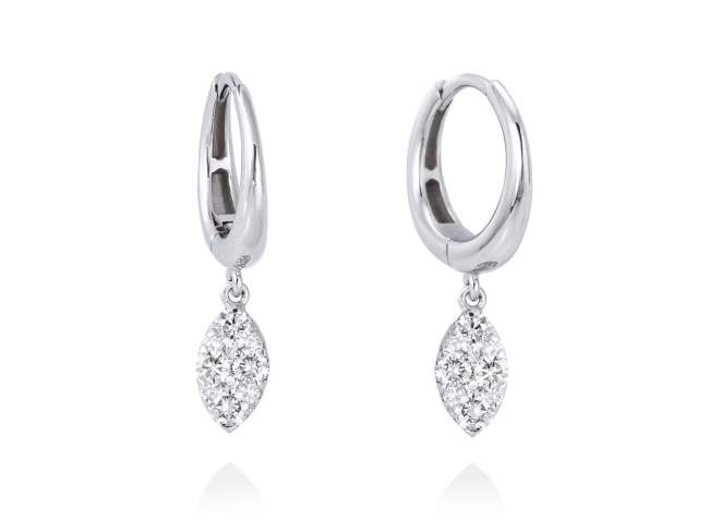 Earrings in 18kt. Gold and diamonds de Marina Garcia Joyas en plata Earrings in rodhium plated 18kt white gold with 20 diamonds carat total weight 0.45  (Color: Top Wesselton (G) Clarity: SI). (size: 2,2 cm.)
