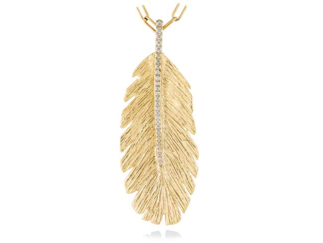 Pendant FAR WEST  in golden silver de Marina Garcia Joyas en plata Pendant in 18kt yellow gold plated 925 sterling silver with white cubic zirconia. (size: 8 cm.)  (Chain is not included)