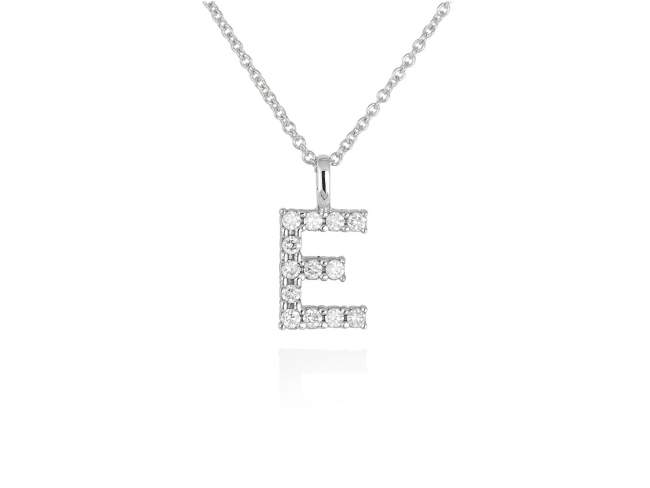 Necklace in 18kt. Gold and diamonds de Marina Garcia Joyas en plata Necklace in white 18kt gold with 13 diamonds carat total weight 0.13 (Color: Top Wesselton (G) Clarity: SI). (Length of necklace: 40+2 cm. Letter dimensions: 10 x 8 mm.)