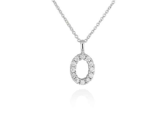Necklace in 18kt. Gold and diamonds de Marina Garcia Joyas en plata Necklace in white 18kt gold with 12 diamonds carat total weight 0.12 (Color: Top Wesselton (G) Clarity: SI). (Length of necklace: 38+2 cm. Letter dimensions: 10 x 8 mm.)