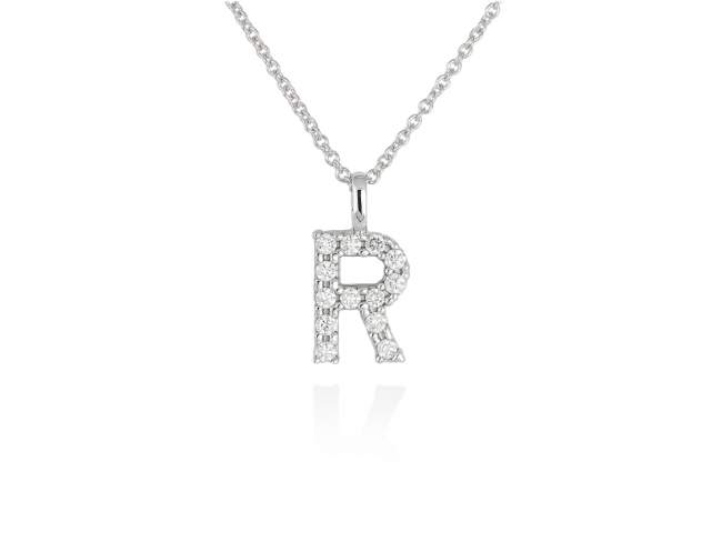 Necklace in 18kt. Gold and diamonds de Marina Garcia Joyas en plata Necklace in white 18kt gold with 13 diamonds carat total weight 0.13 (Color: Top Wesselton (G) Clarity: SI). (Length of necklace: 38+2 cm. Letter dimensions: 10 x 8 mm.)
