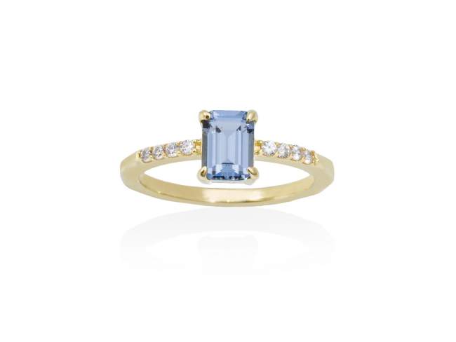 Ring NIZA blue in golden silver de Marina Garcia Joyas en plata Ring in 18kt yellow gold plated 925 sterling silver with white cubic zirconia and synthetic stone in blue color.