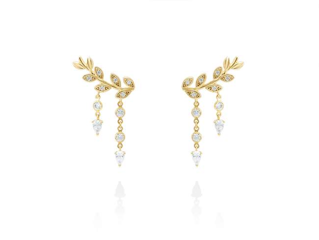Earrings IVY  in golden silver de Marina Garcia Joyas en plata Earrings in 18kt yellow gold plated 925 sterling silver and white cubic zirconia. (dimensions of the jewel: 2 x 4 mm.)