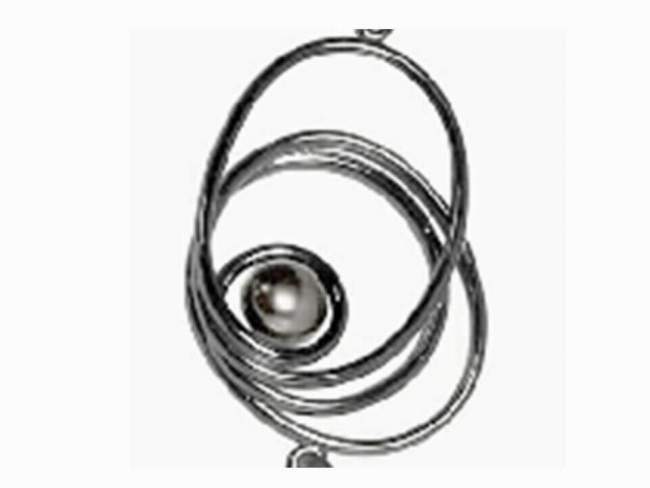 Pendant ATAME in black Silver de Marina Garcia Joyas en plata Pendant in ruthenium plated 925 sterling silver and freshwater cultured pearl. (Chain is not included)