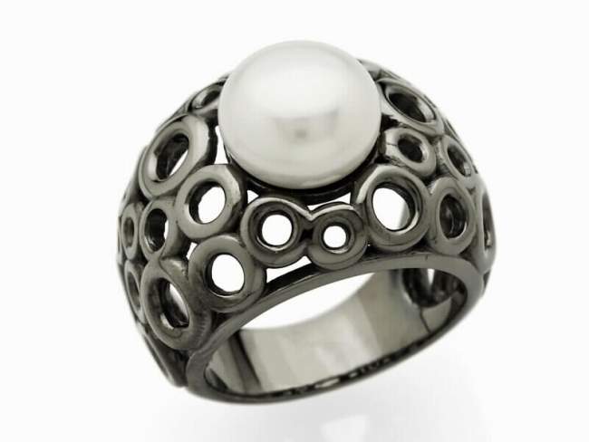 Ring AIRE in oxidized Silver de Marina Garcia Joyas en plata Ring in 925 sterling silver and freshwater cultured pearls