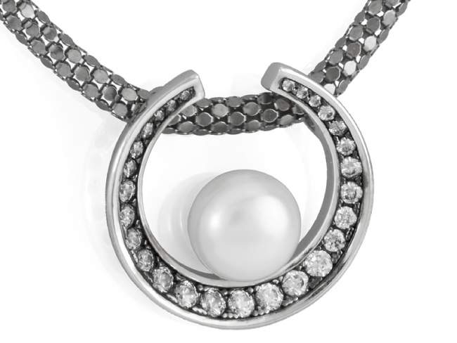 Pendant LEMAN PEARL in silver de Marina Garcia Joyas en plata Pendant in rhodium plated 925 sterling silver, cubic zirconia and freshwater cultured pearls (Chain is not included)