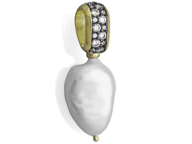 Pendant PAVE PEARL in silver de Marina Garcia Joyas en plata Sterling silver gold plated, pearl. and cubic zirconia. (Chain is not included)