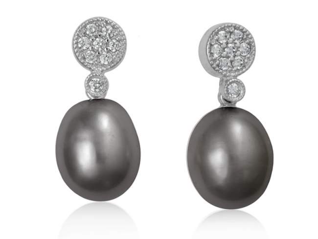 Earrings LIA White in silver de Marina Garcia Joyas en plata Earrings in rhodium plated 925 sterling silver, cubic zirconia and freshwater cultured pearls.