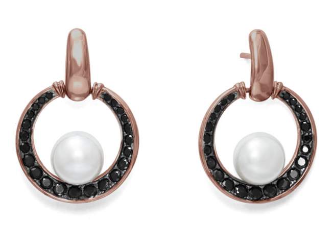Earrings LEMAN Pearl in rose silver de Marina Garcia Joyas en plata Earrings in 18kt rose gold plated 925 sterling silver with synthetic black spinel and freshwater cultured pearls.  