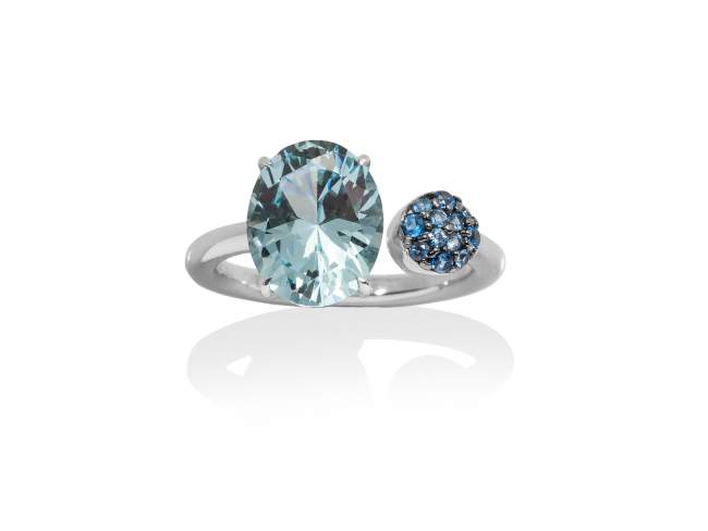 Ring PARADISE Blue in silver de Marina Garcia Joyas en plata Ring in rhodium plated 925 sterling silver, synthetic blue spinel and synthetic stone in aquamarine color.  
