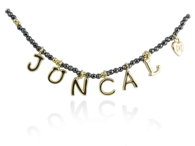 Necklace NAME Grey in golden silver de Marina Garcia Joyas en plata <p>Necklace in 18kt yellow gold plated 925 sterling silver with hematite. (length: 40+3 cm.)</p>
