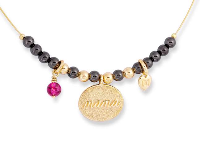 Necklace MAMÁ Fuchsia in golden silver de Marina Garcia Joyas en plata Necklace in 18kt yellow gold and ruthenium plated 925 sterling silver and fuchsia agate. (length:40 cm.)