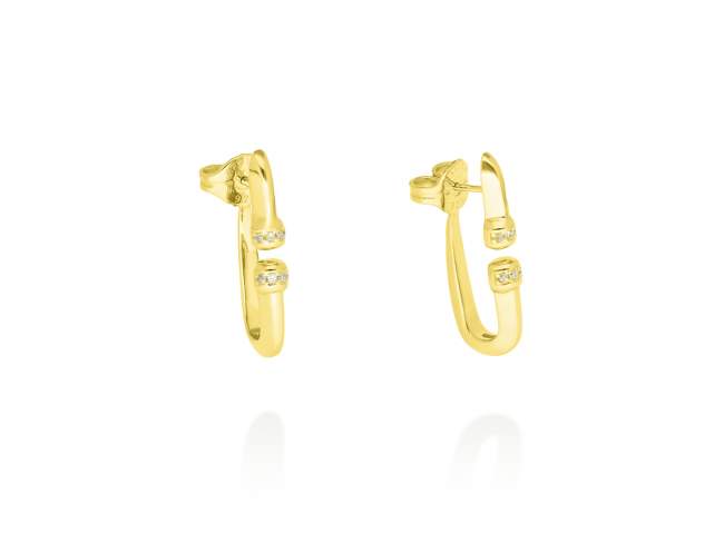 Earrings Link maxi  in golden silver de Marina Garcia Joyas en plata Earrings in 18kt yellow gold plated 925 sterling silver and white cubic zirconia. (size: 31 x 5 mm)