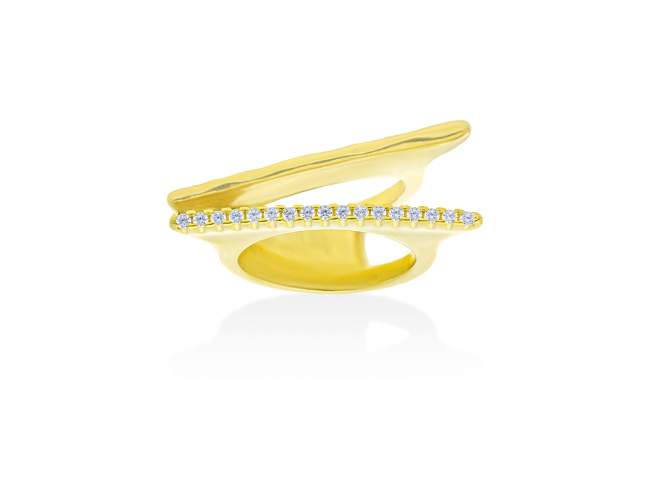 Ring Flow piedras  in golden silver de Marina Garcia Joyas en plata Ring in 18kt yellow gold plated 925 sterling silver and white cubic zirconia.  