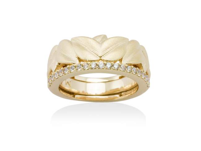 Ring LEAVES White in golden silver de Marina Garcia Joyas en plata Ring in 18kt yellow gold plated 925 sterling silver and white cubic zirconia.  