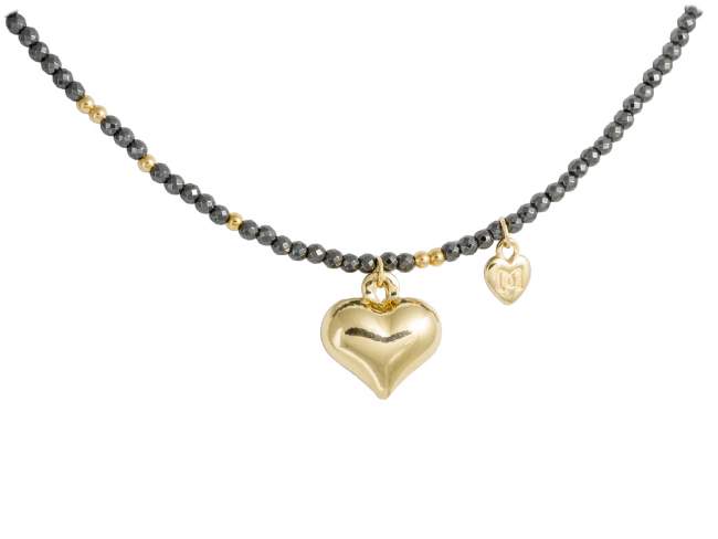 Necklace HEART  in golden silver de Marina Garcia Joyas en plata Necklace in 18kt yellow gold plated 925 sterling silver and hematite. (length: 40+3 cm.)