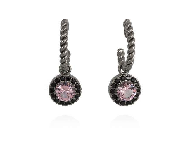 Earrings MAUI Fuchsia in black silver de Marina Garcia Joyas en plata Earrings in ruthenium plated 925 sterling silver with synthetic black spinel and synthetic fuchsia sapphire. (length: 2,5 cm.)