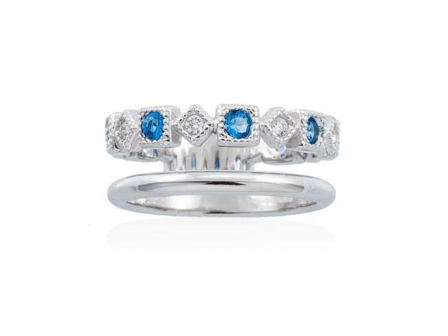 Ring VINTAGE Blue in silver de Marina Garcia Joyas en plata Ring in rhodium plated 925 sterling silver, white cubic zirconia and synthetic blue spinel.  